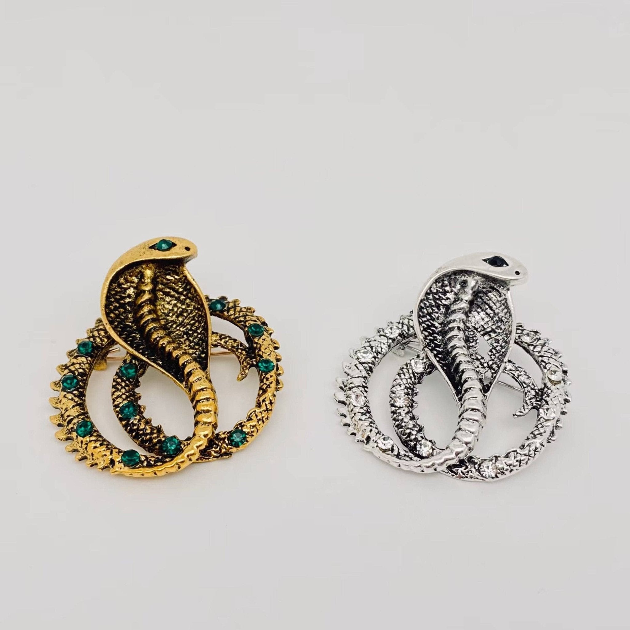 Cobra Brooch Clothing Pins - Spiral Circle