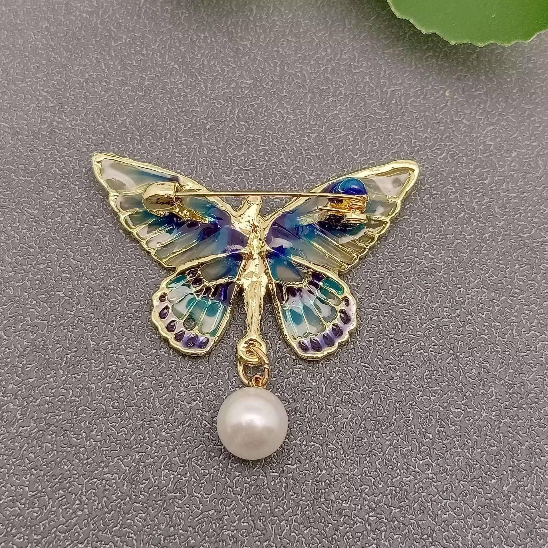 Pearl Charm Enamel Butterfly Brooch - Spiral Circle