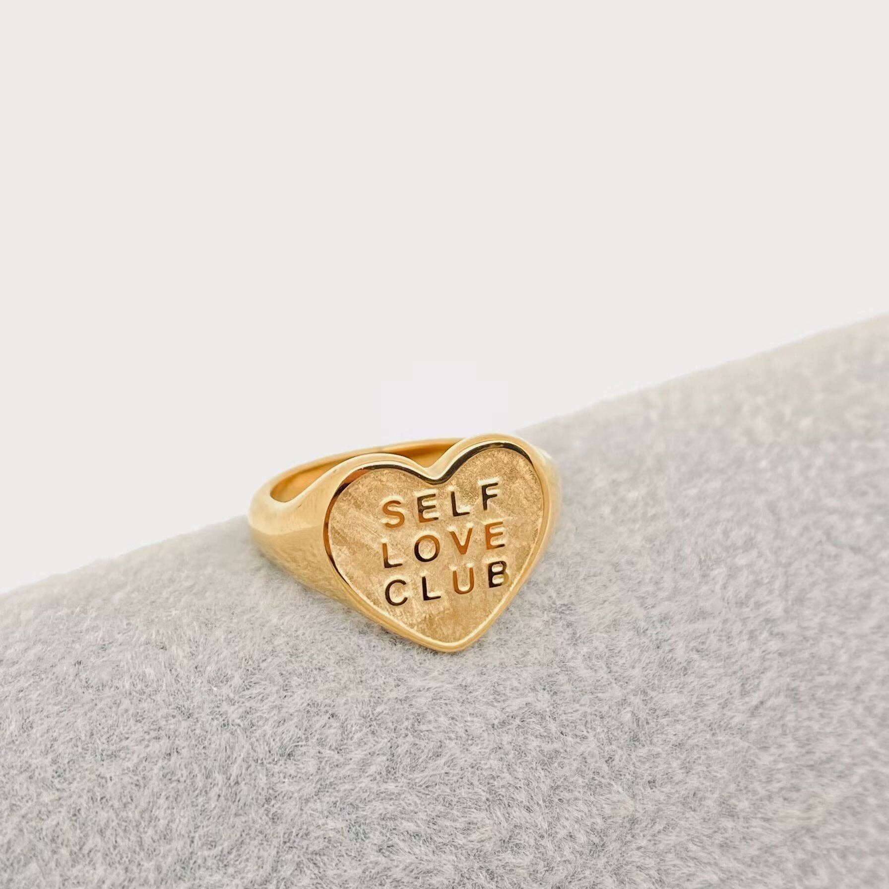 SELF LOVE CLUB |Heart Shaped 18K Gold Plated Rings - Spiral Circle