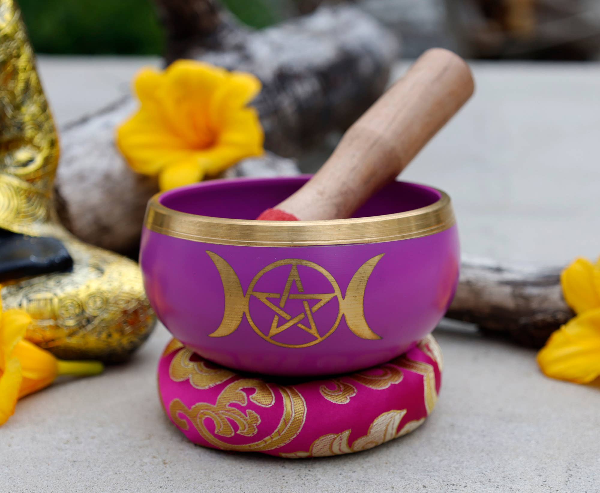 Triple Moon Singing Bowl - Spiral Circle