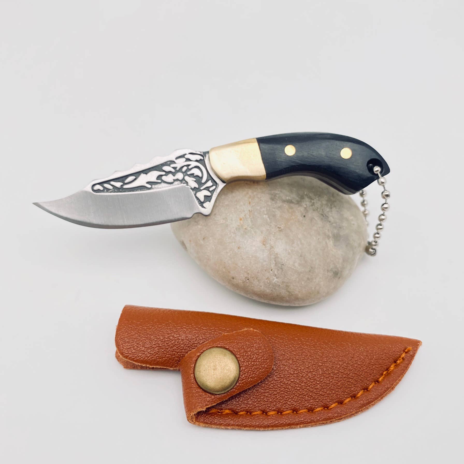 Wooden Handle Mini Stainless Steel Embossed Knife - Spiral Circle