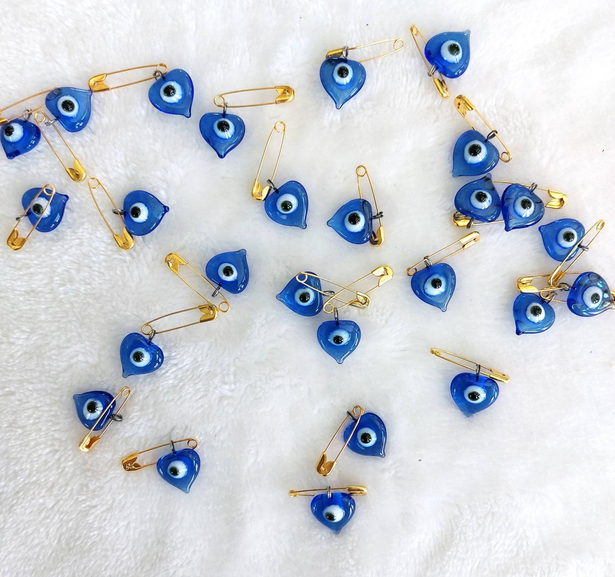 Evil Eye Heart Pin - Spiral Circle